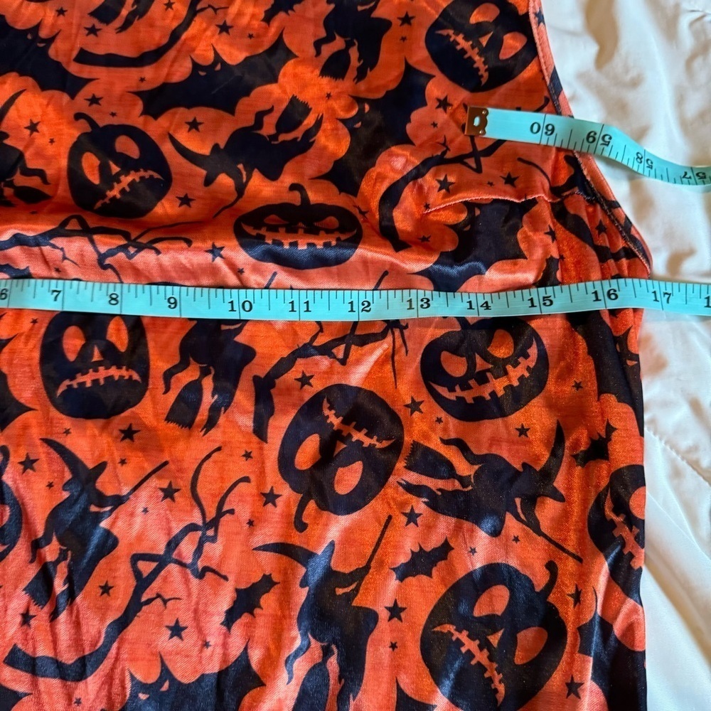 Halloween midi dress size medium NWOT - Picture 4 of 4
